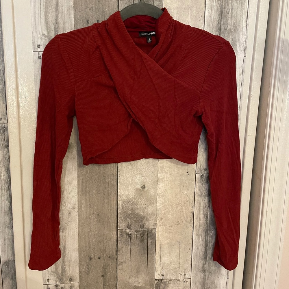 FASHION NOVA BURGUNDY CROP TOP